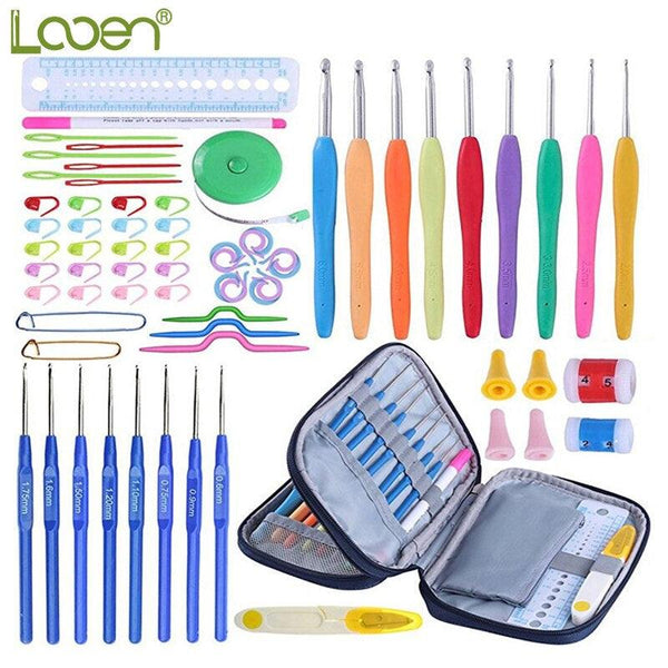 Complete Crochet Hooks Set with 17 Pieces & Yarn - ChillShop